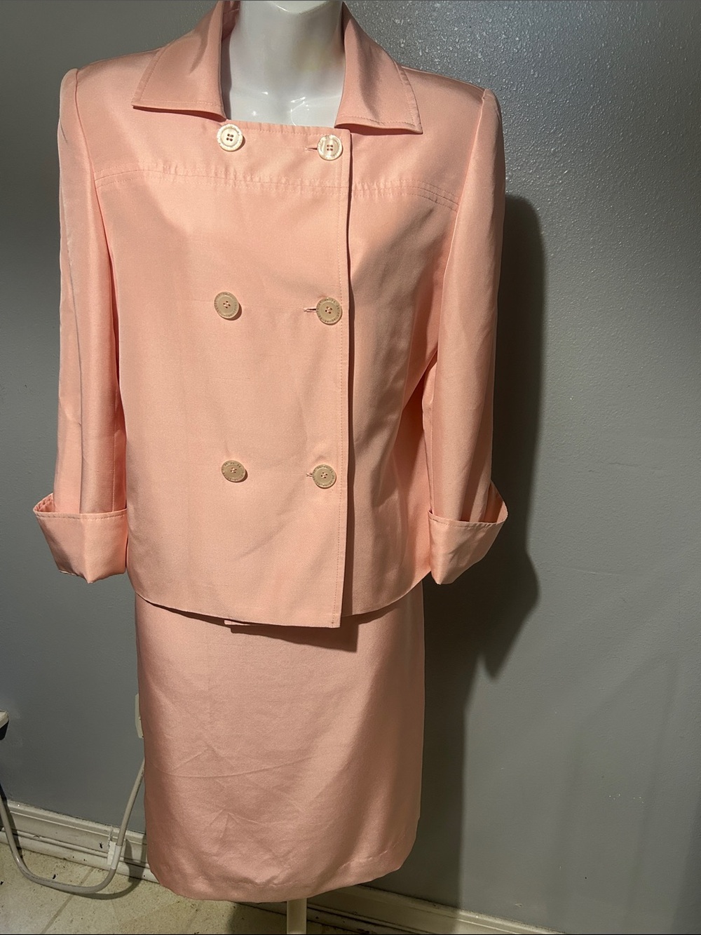 Donna Morgan Silk Women's Skirt Suit - Double-Breasted Jacket and Pencil Skirt